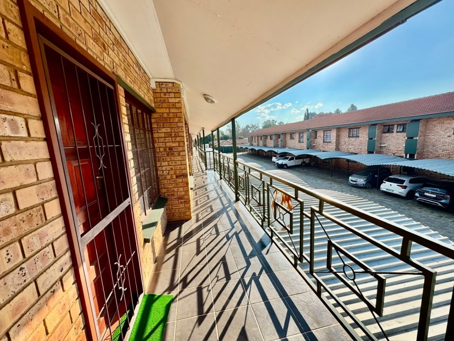 2 Bedroom Property for Sale in Die Bult North West